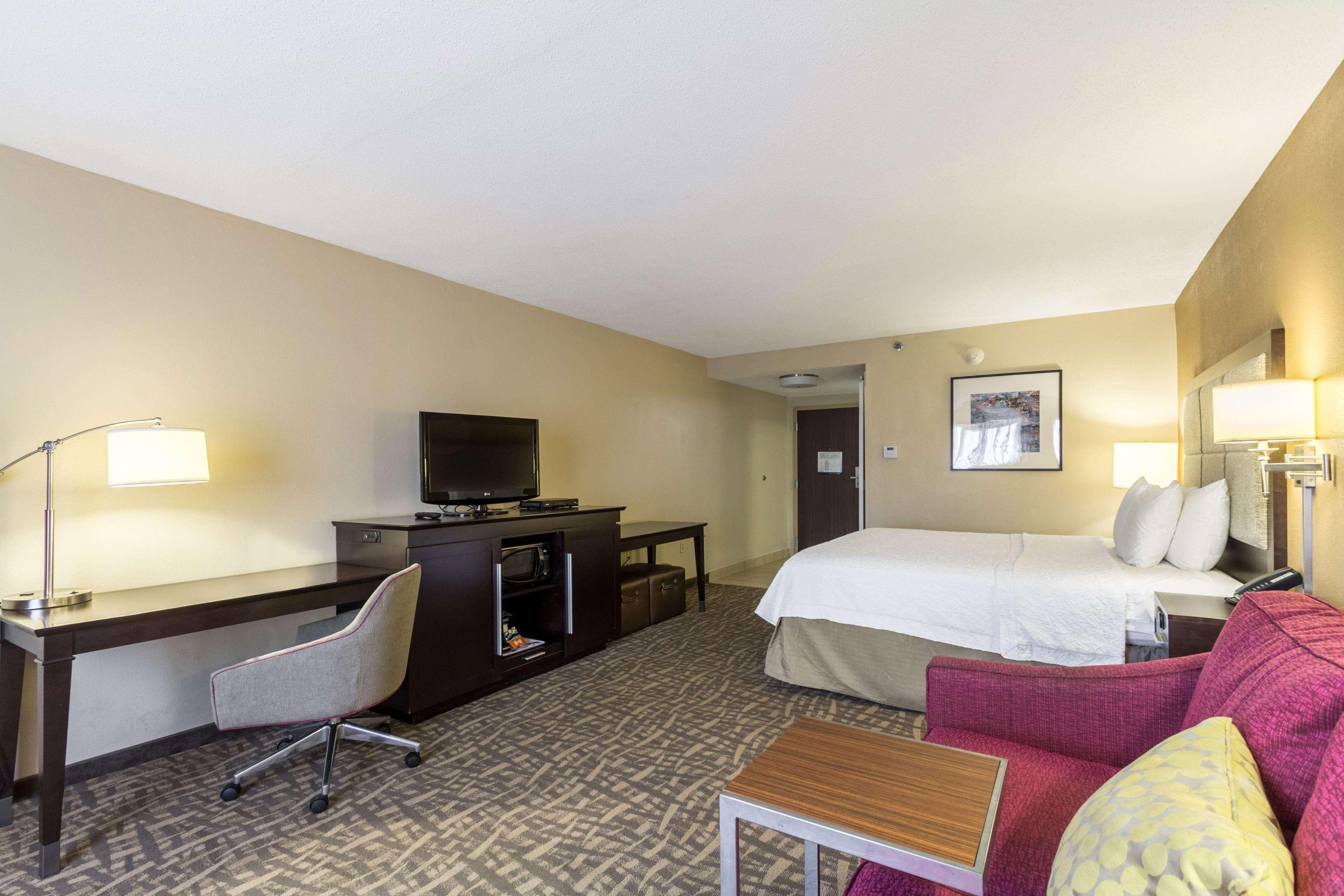 Hampton Inn Jackson Pearl Intrntl Airport Exterior photo