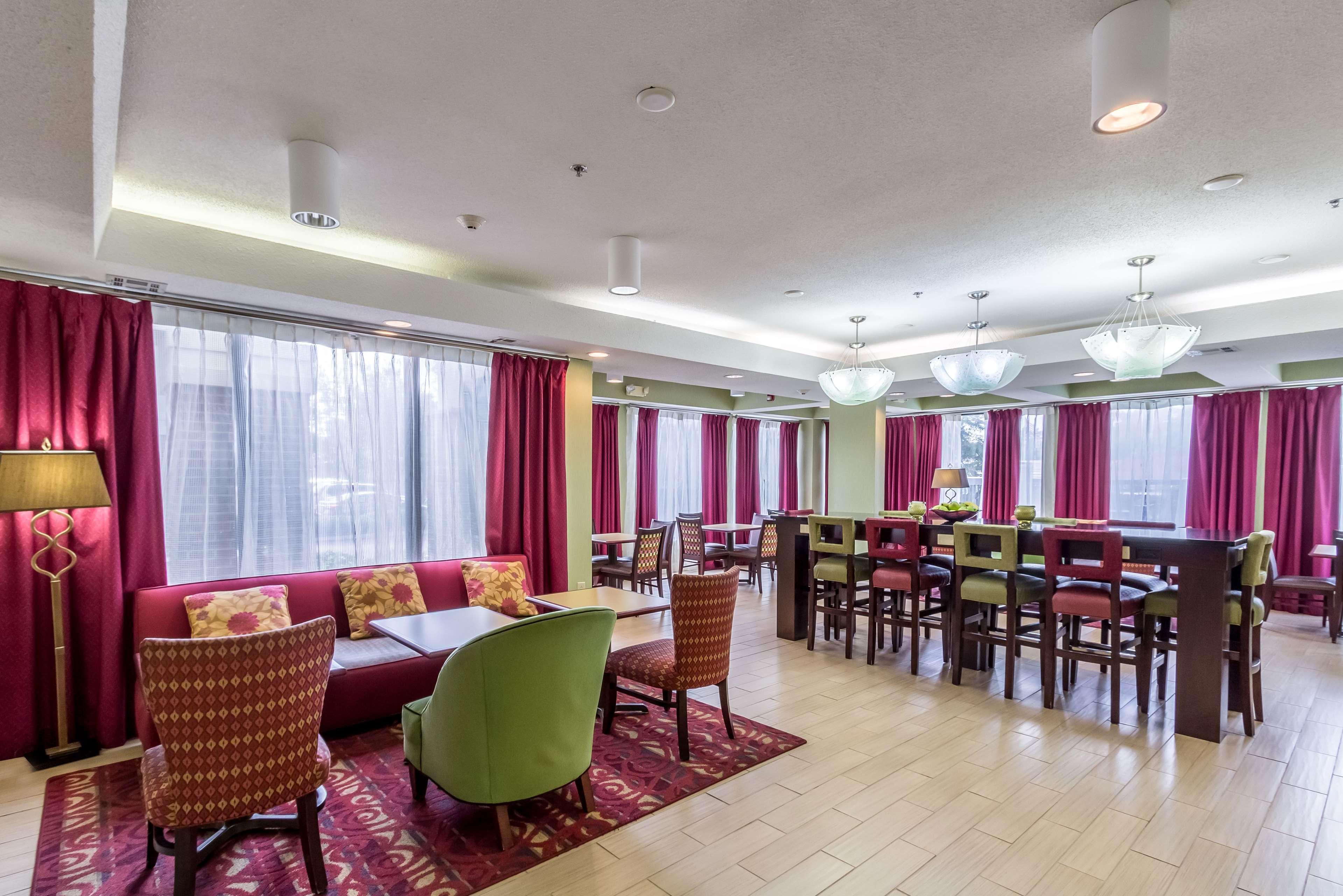 Hampton Inn Jackson Pearl Intrntl Airport Exterior photo