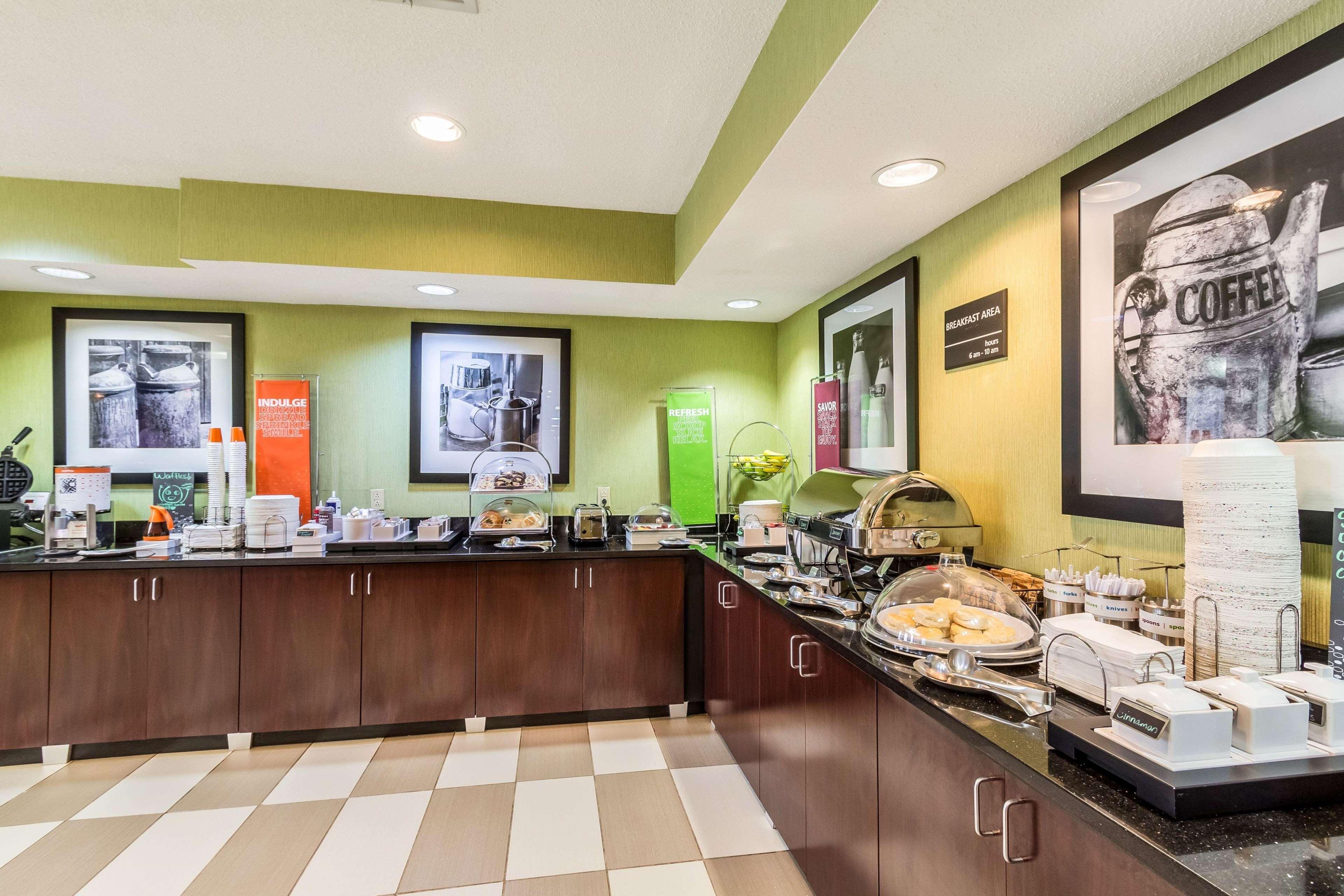 Hampton Inn Jackson Pearl Intrntl Airport Exterior photo